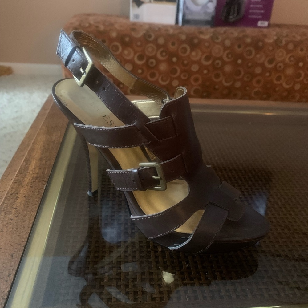 Guess dark brown leather heel
